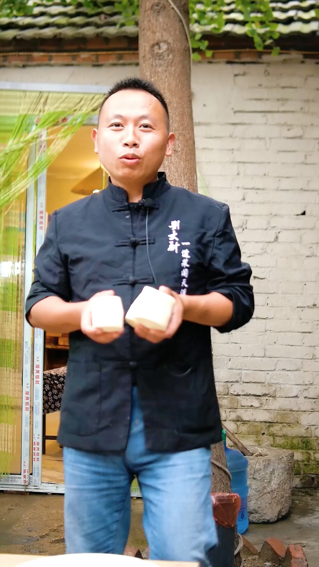 炒菜专业户,炒个馒头吃吧!