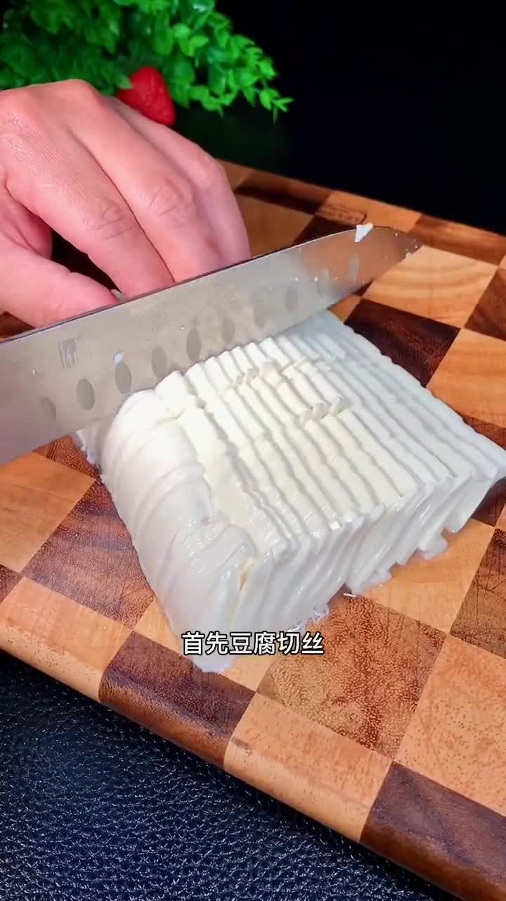 #我要上热门#饭店的酸辣汤为什么那么好喝呢？因为放的调料顺序特别讲究