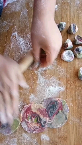 五彩饺子