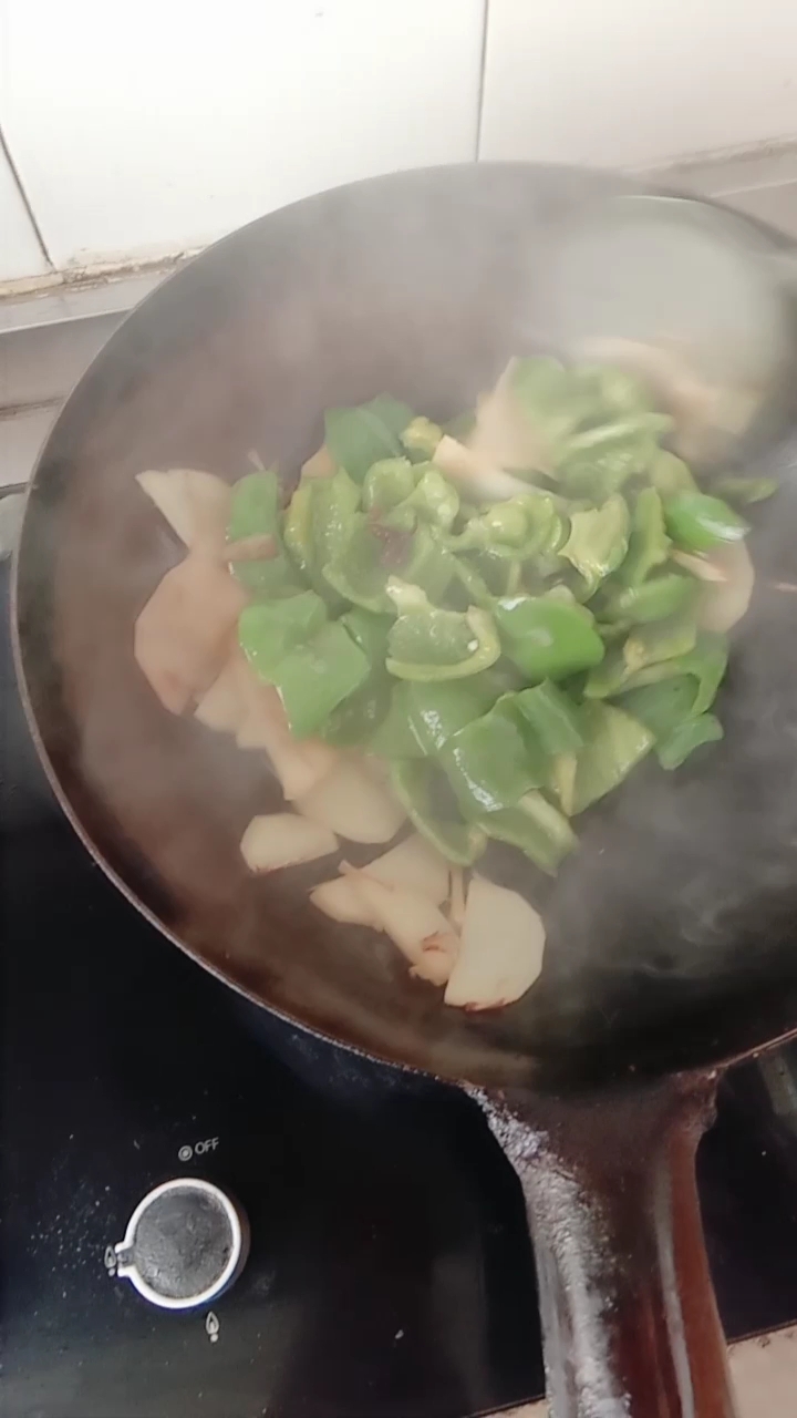 青椒炒土豆片