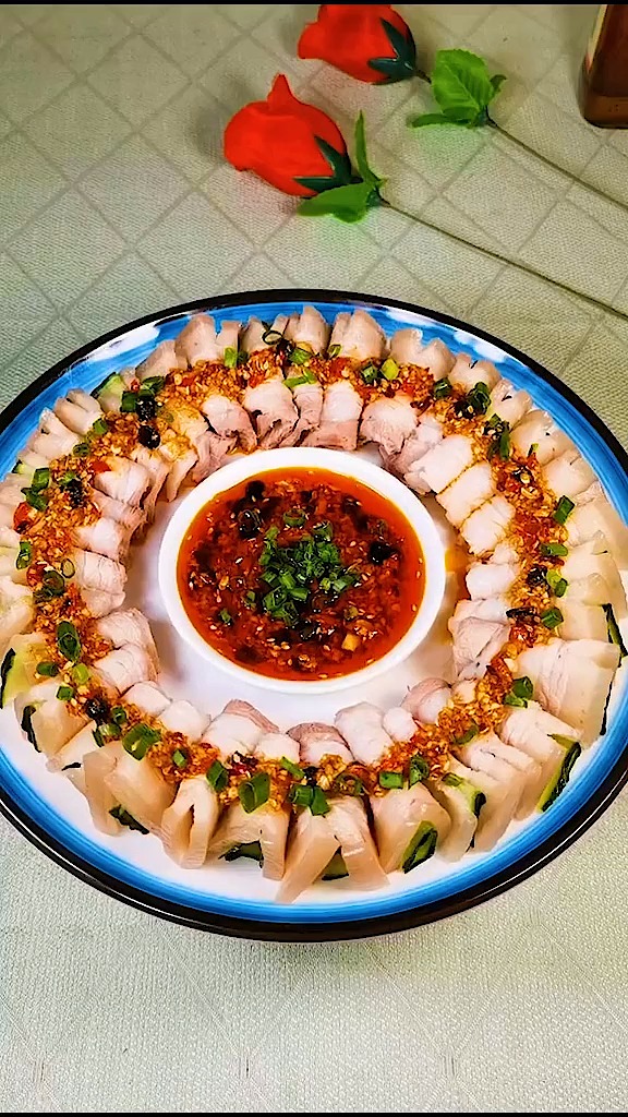 蒜泥白肉,味道鲜美