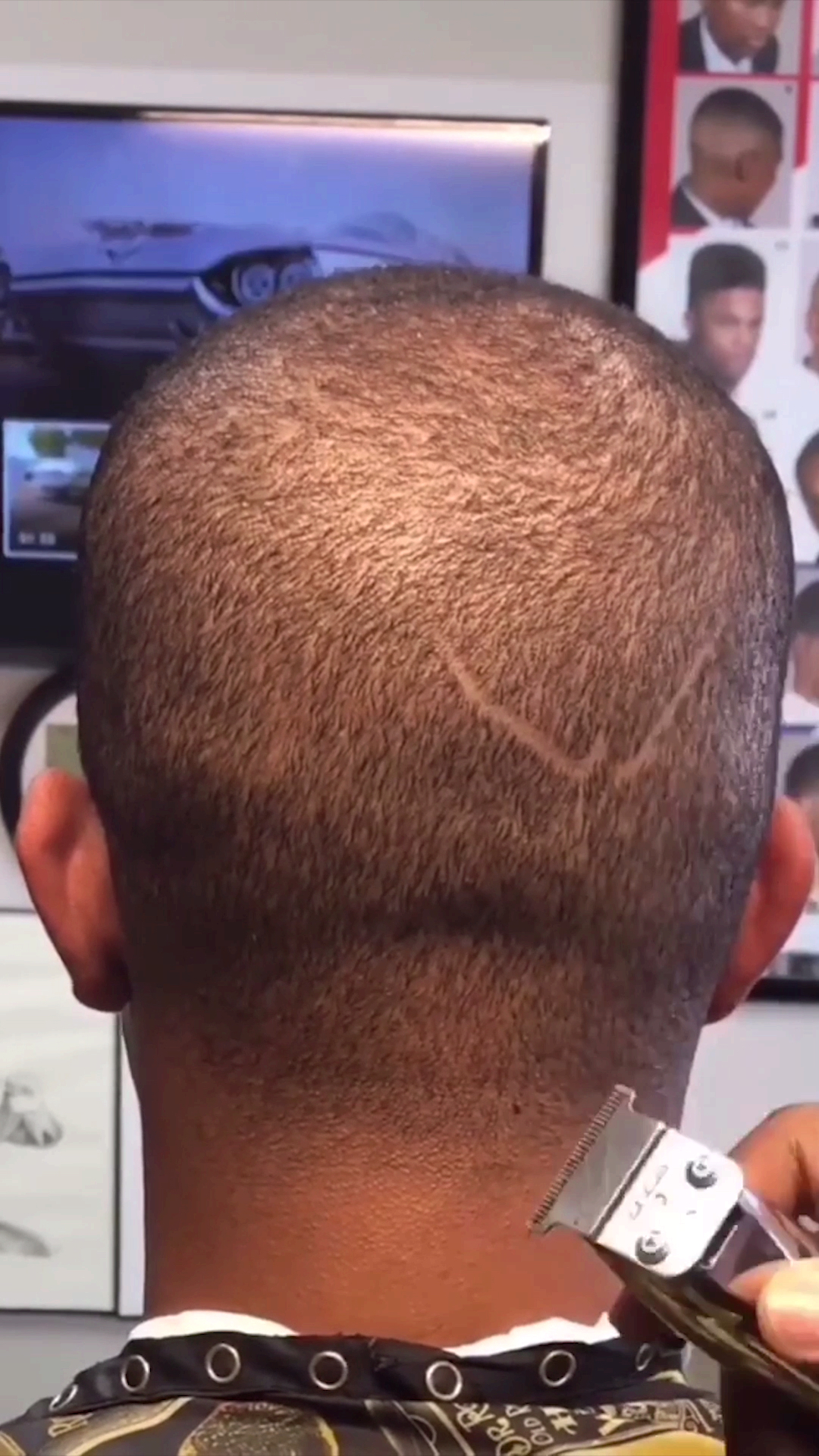 雕刻师的童心:迪士尼大嘴鸭