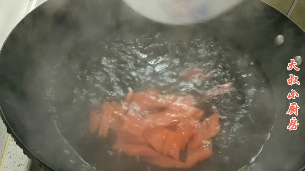 西兰花最好吃的家常做法,加一把木耳简单一炒,出锅比肉还好吃