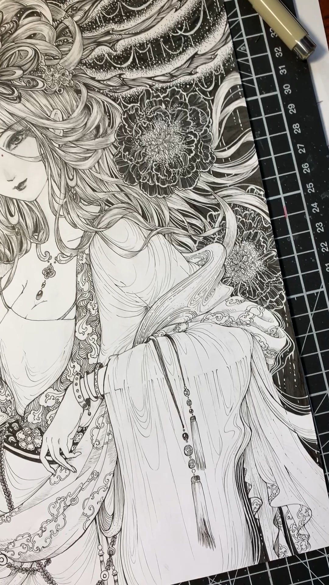 魔女针管笔手绘绘画过程 