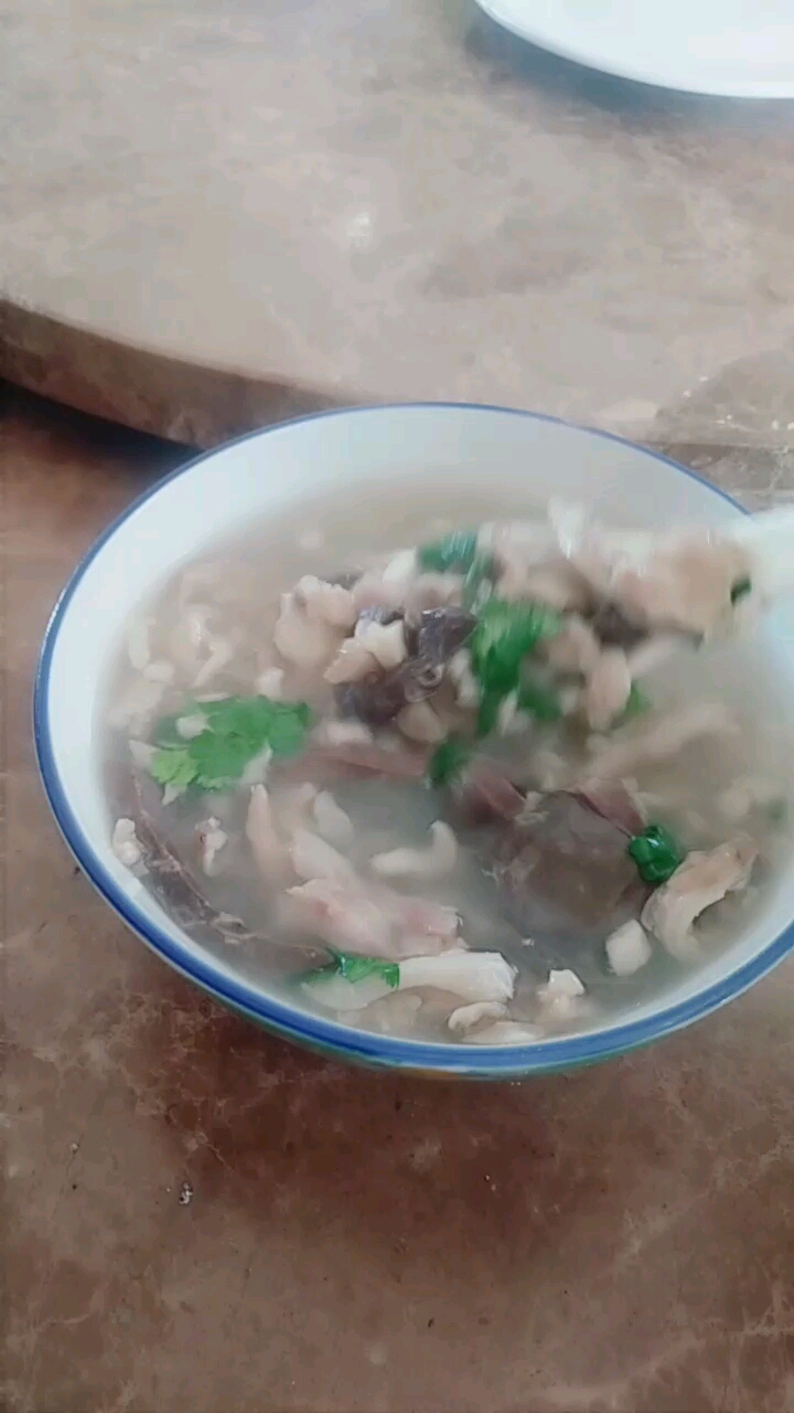 中午工作餐羊汤