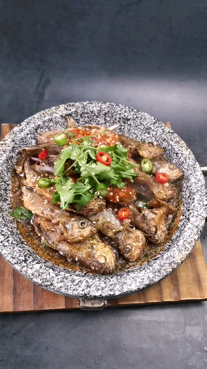 石锅黄花鱼