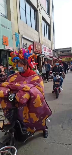 想喝奶茶果汁那么多人还是不喝了吧