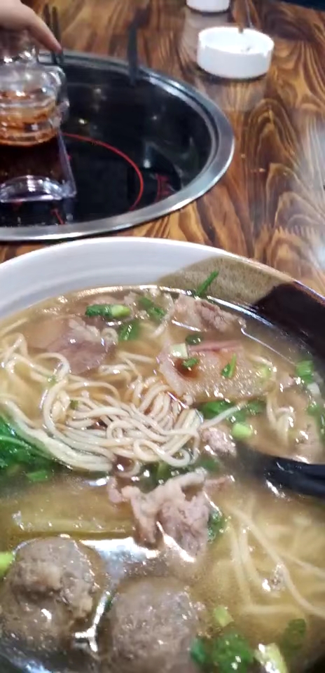 福建的味道招牌牛肉面我老公一碗都吃光光
