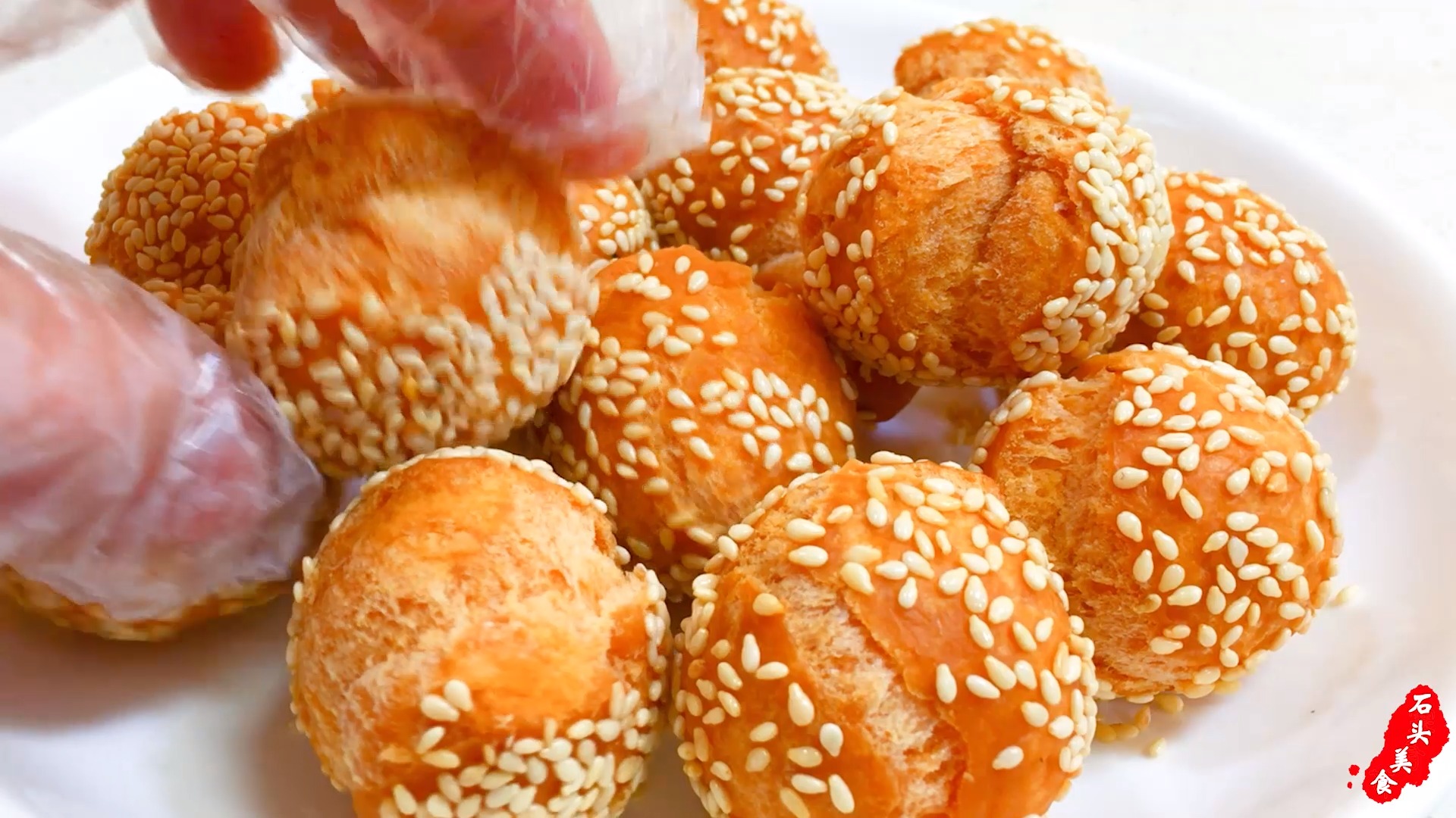 #一点一点学面食#面粉别再蒸馒头了,教您一个小吃新做法,个个开口,一学就会