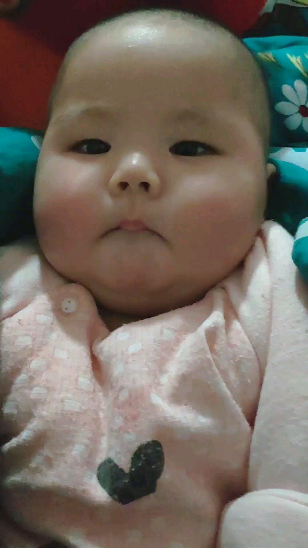 宝嘴里长了马牙,痒的老是咂嘴!县医院的儿科医生却说是鹅口疮!瞎紧张了好几天!