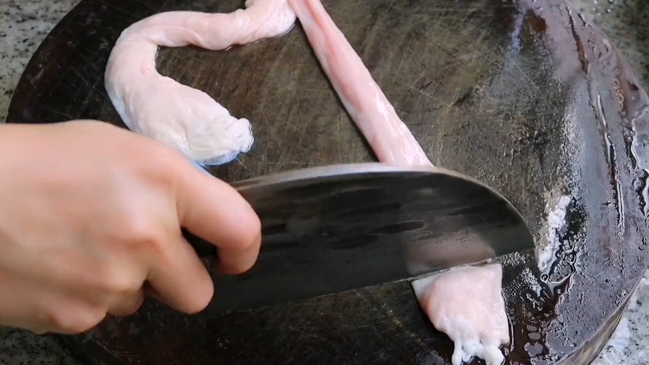 #美食#广西“爆炒猪大肠”!选材超讲究,分分钟脆嫩爽口,越吃越上头