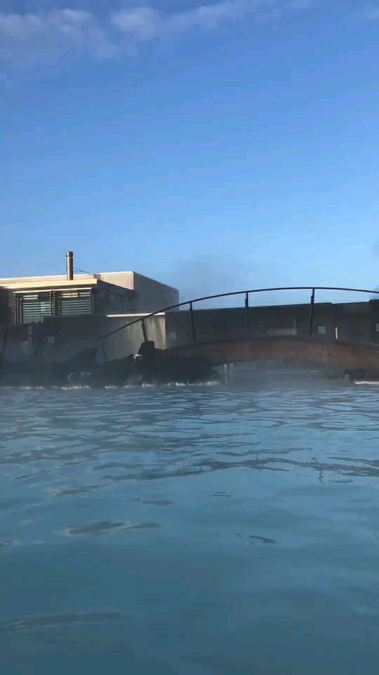 大家來冰島一定要去藍湖溫泉,根本是天堂