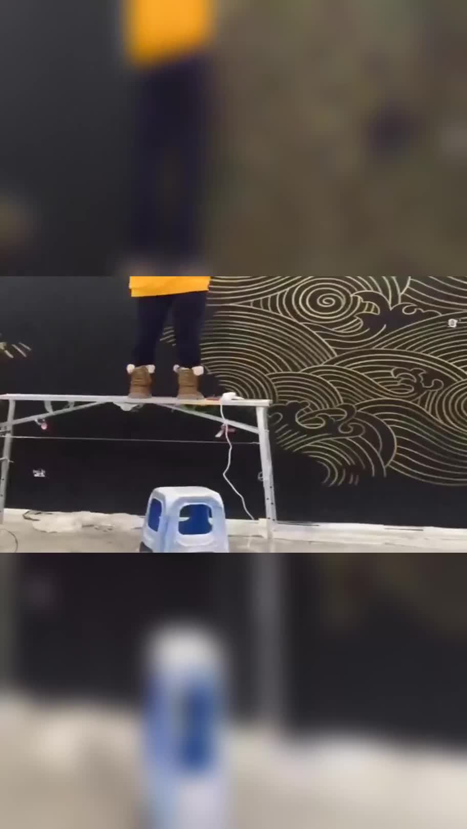 美术生装修房子,自己画的比贴墙布还漂亮!这就叫学以致用!
