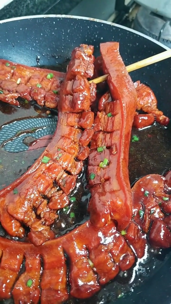 #自制家庭美食#酱烧五花肉