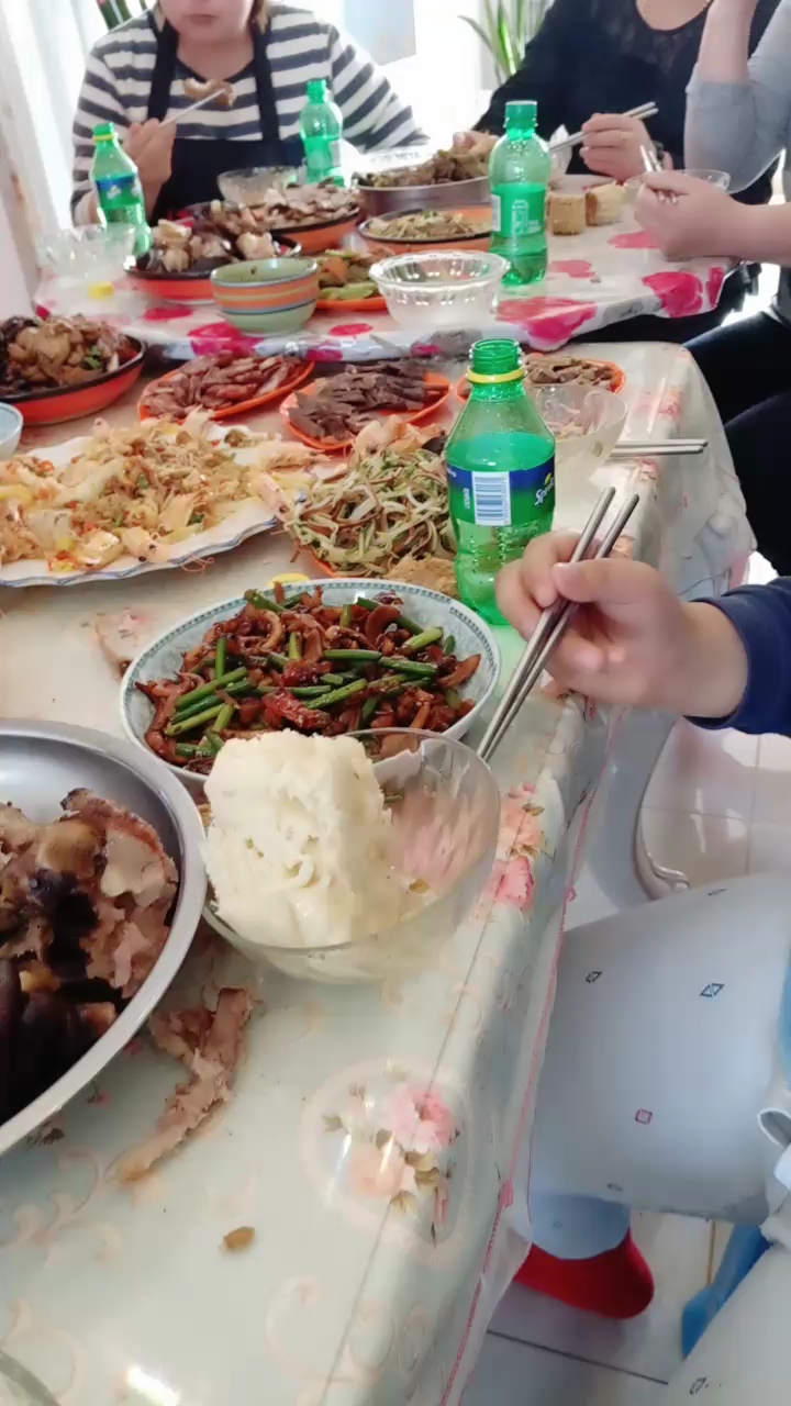 这一大桌子菜,开造了