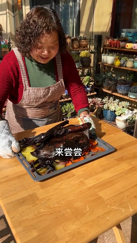 #美食#朋友们,风味茶香烤鹅吃过吗?我用这道风味茶香烤鹅招待客人,我把做法分享给大家看看
