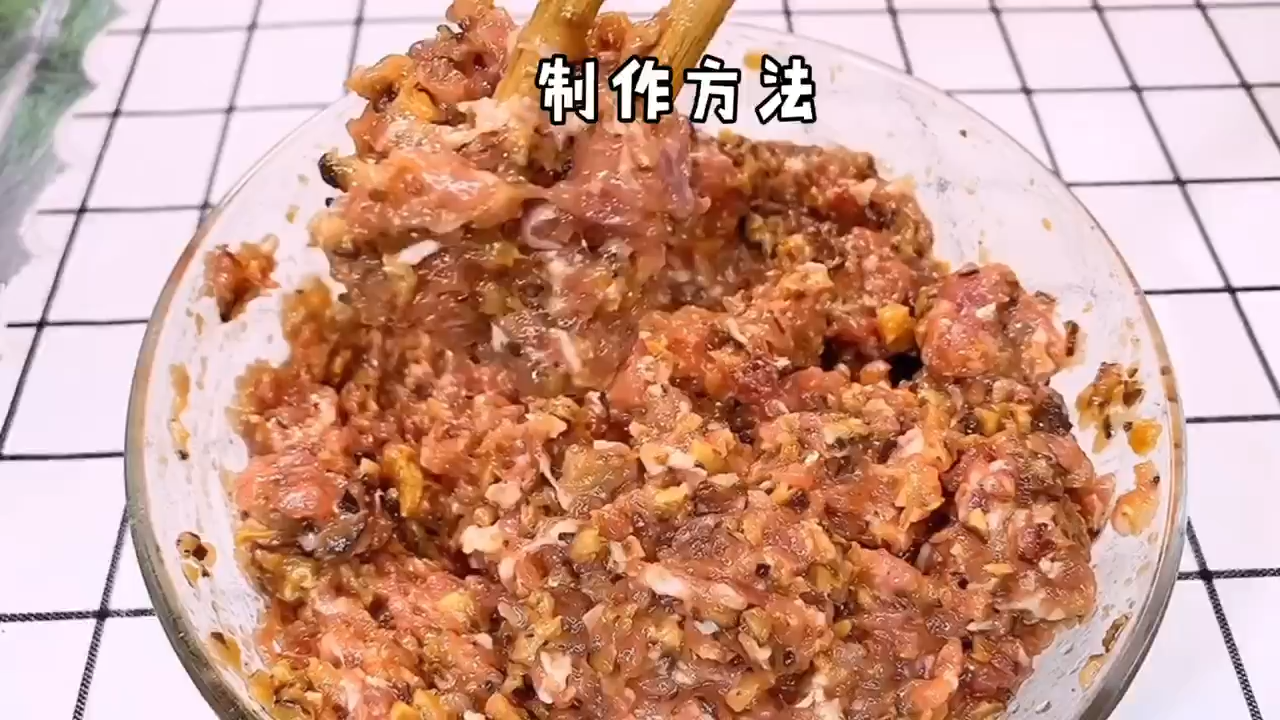 这样做的香菇虾仁饺子馅好吃极了,分享给家人们!