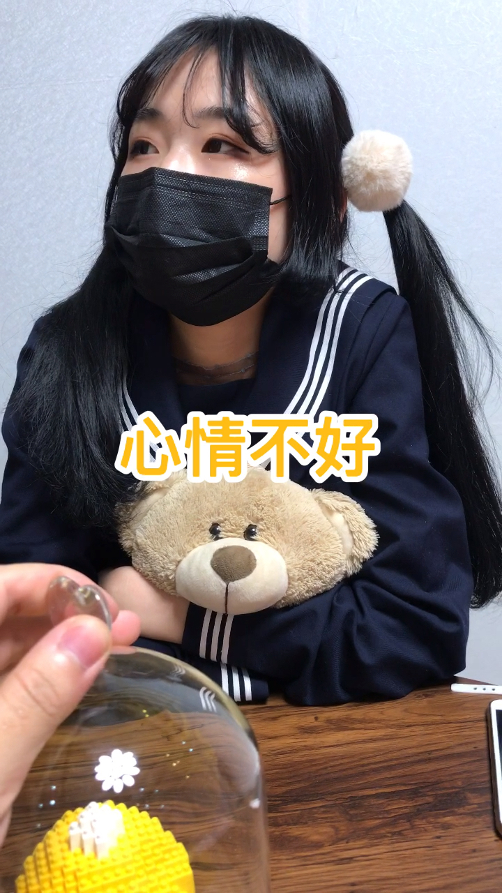 女生声音都区别对待吗?我也想吃一勺!对!炒菜用的勺子