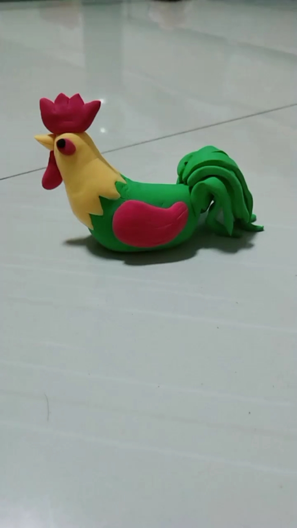 生在农村,从小就认识大公鸡