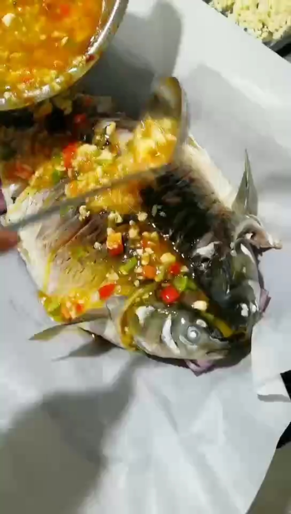 清油蒜香纸上烤鱼!
