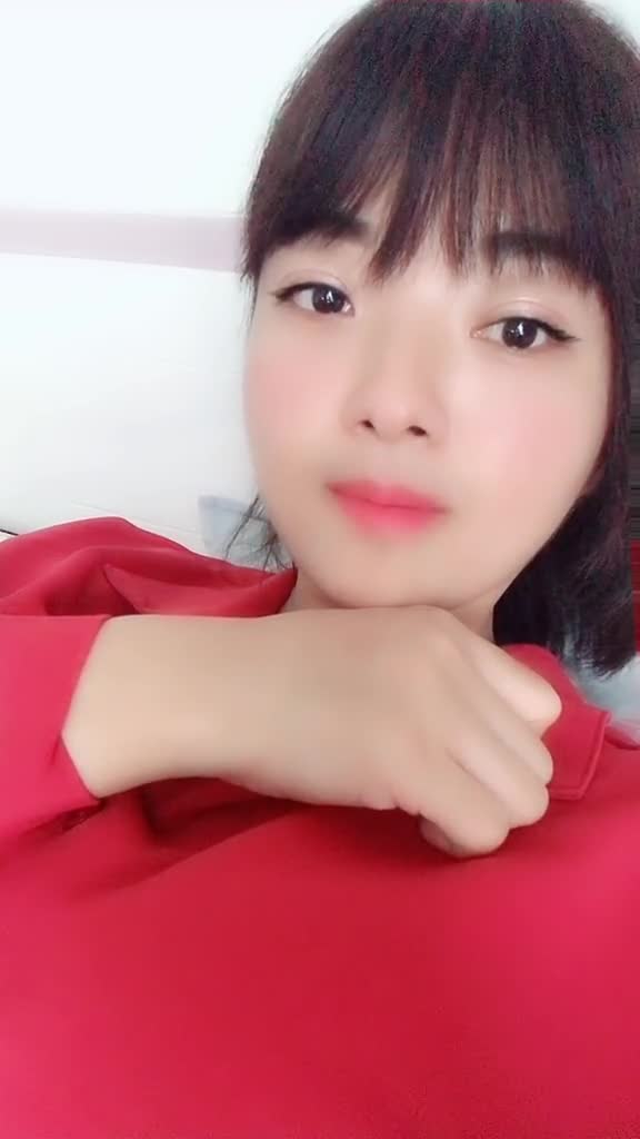 这个世界好妙不再想晒说说不再想刷朋友圈不再想到处诉说只想安安静静做自己
