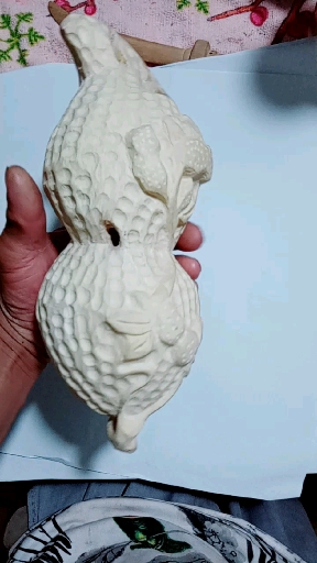 大家好我是《石尚疯》柚子木刻出来的花生希望大家喜欢