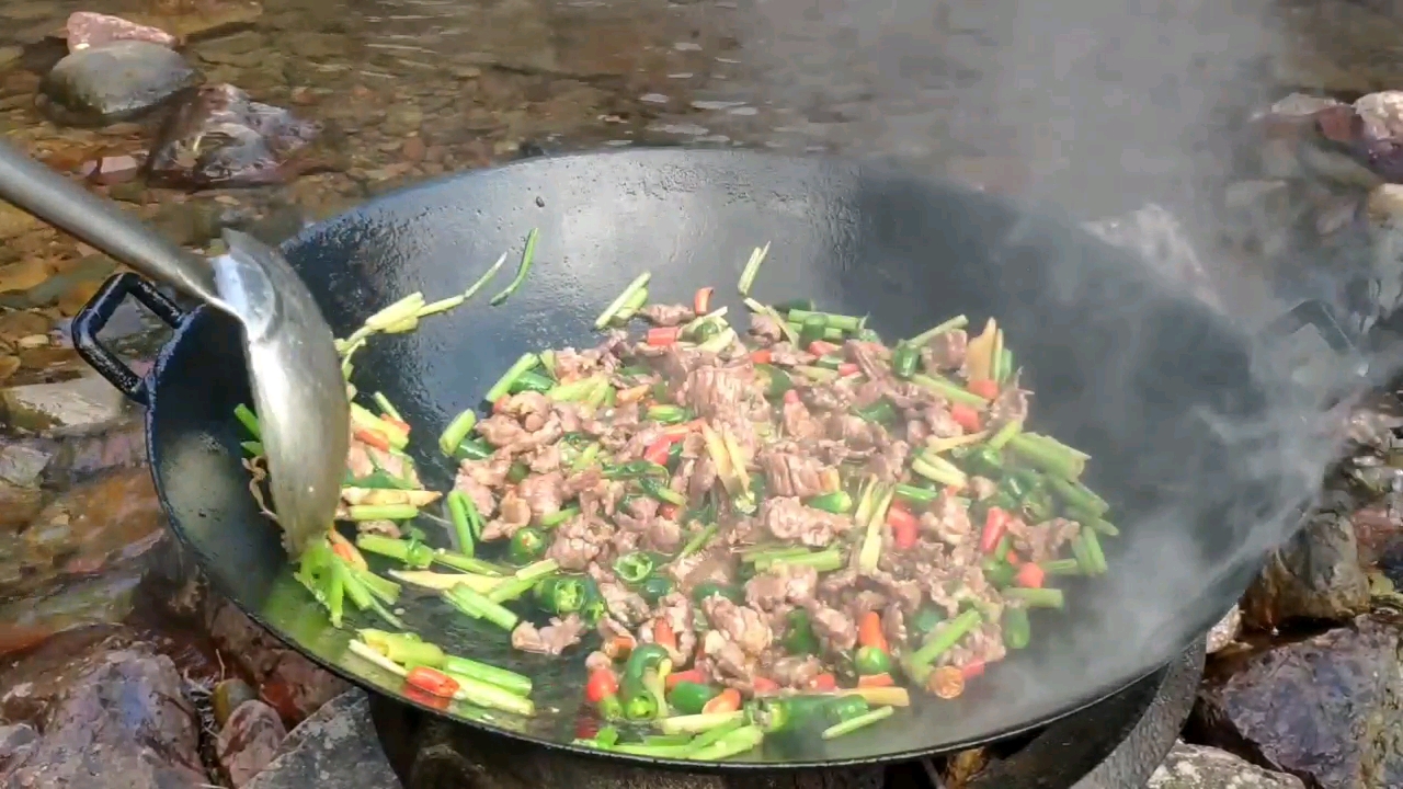 牛肉最简单好吃的做法,香辣鲜嫩,吃上一口,真解馋(三)