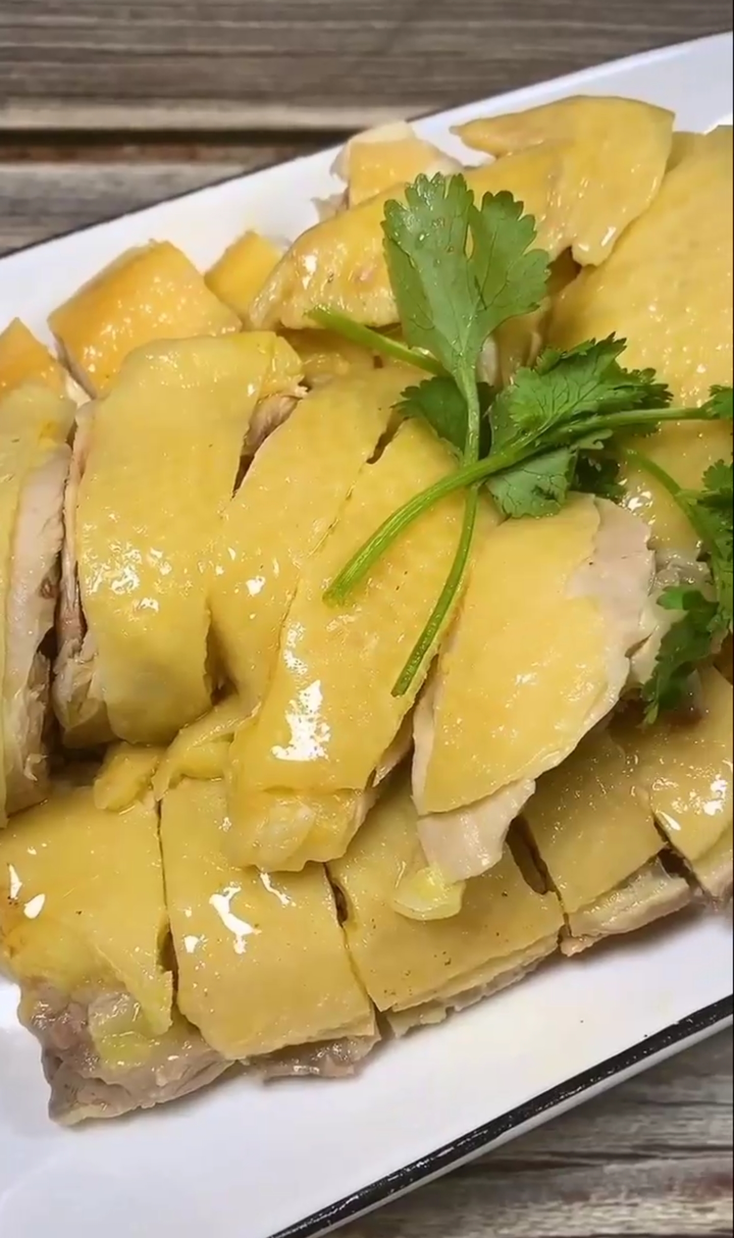 白斩鸡 白砍鸡 白切鸡 年夜饭必备 这样做肉质鲜美香嫩 太好吃了