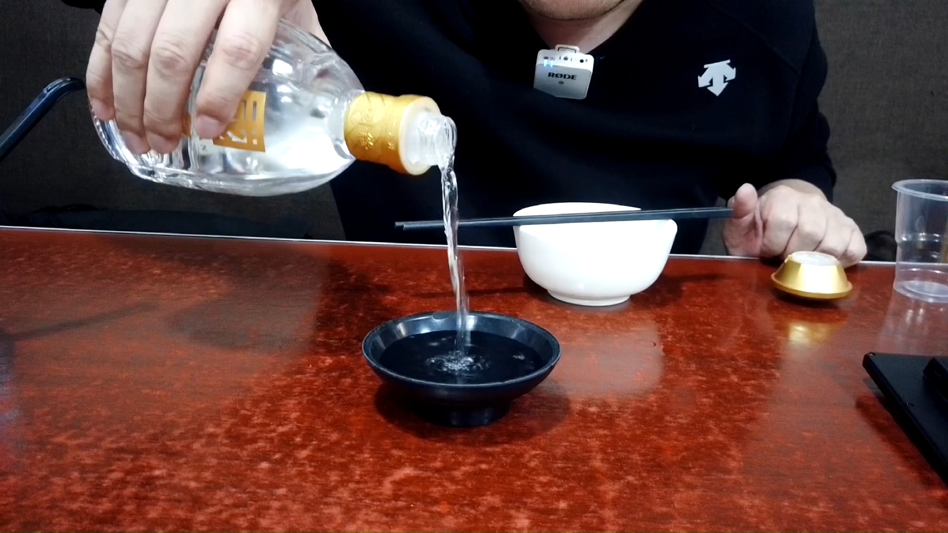 #美食探店#老酒鬼一碗全家福海鲜米线,喝了半斤白的,15年老店南京味米线