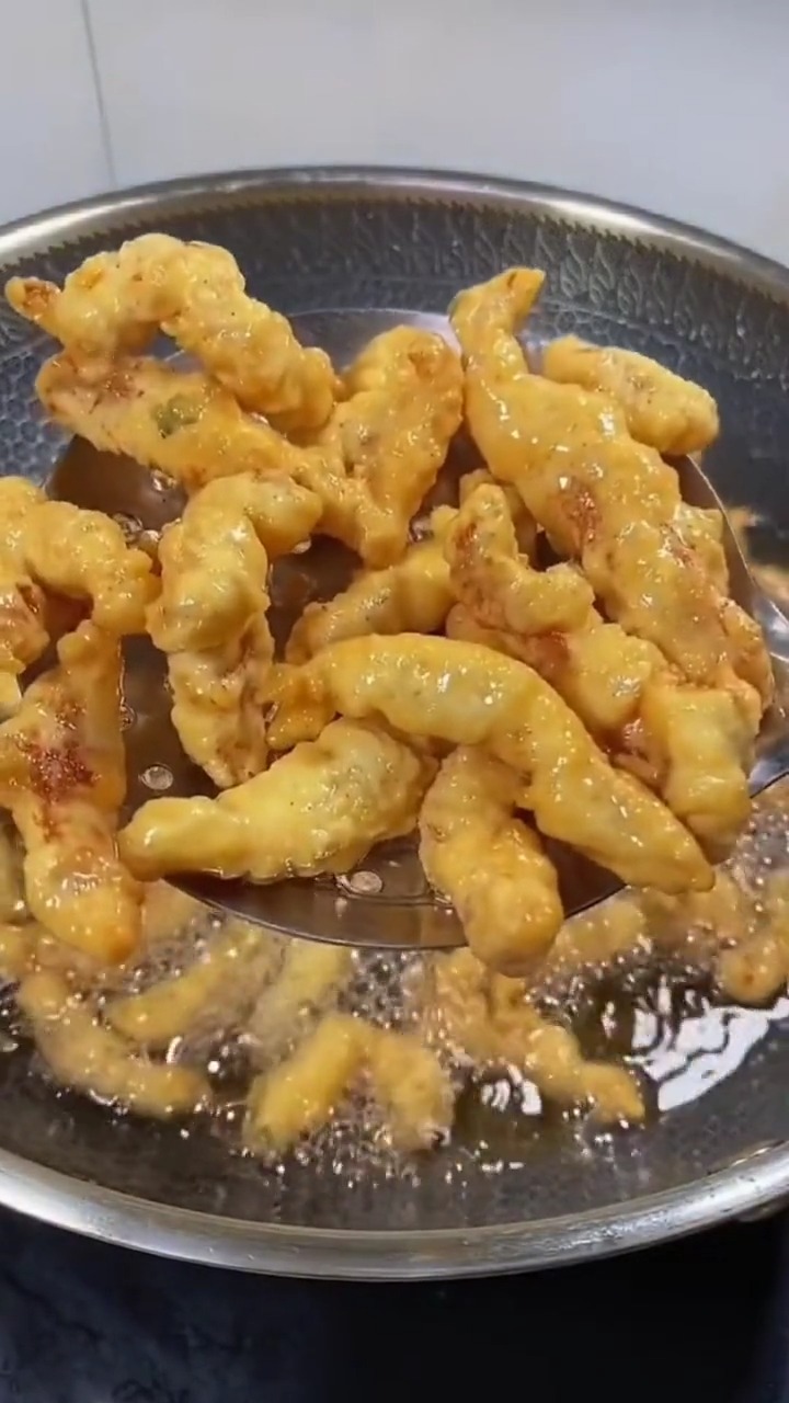 #美食#炸小酥肉专用粉,有了它在家也可以做小酥肉吃了。