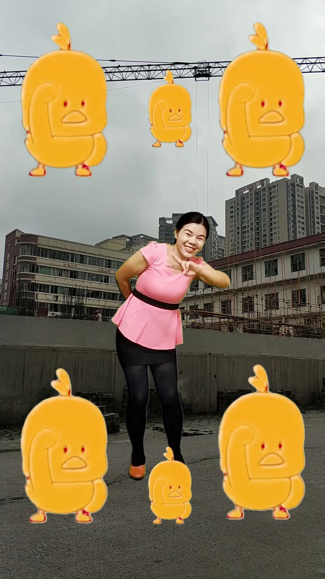 小黄鸭,你好可爱哦