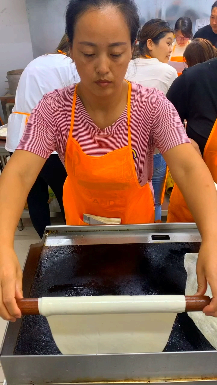 卤肉卷饼