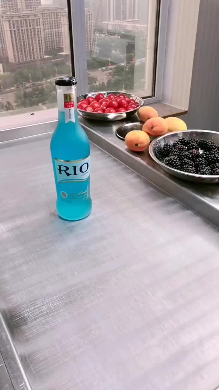 鸡尾酒炒冰吃过吗,开创另类小吃,味道挺别致