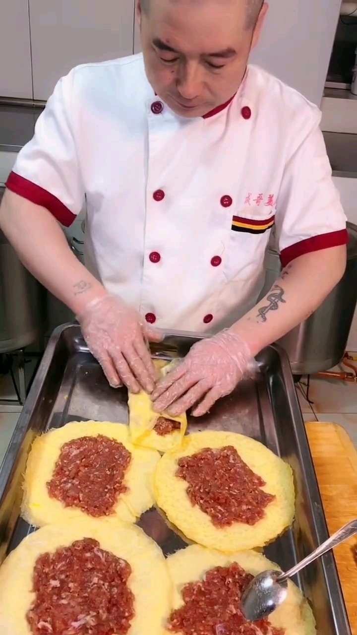 猪肉鸡蛋饼,美味不用等,接上一个视频