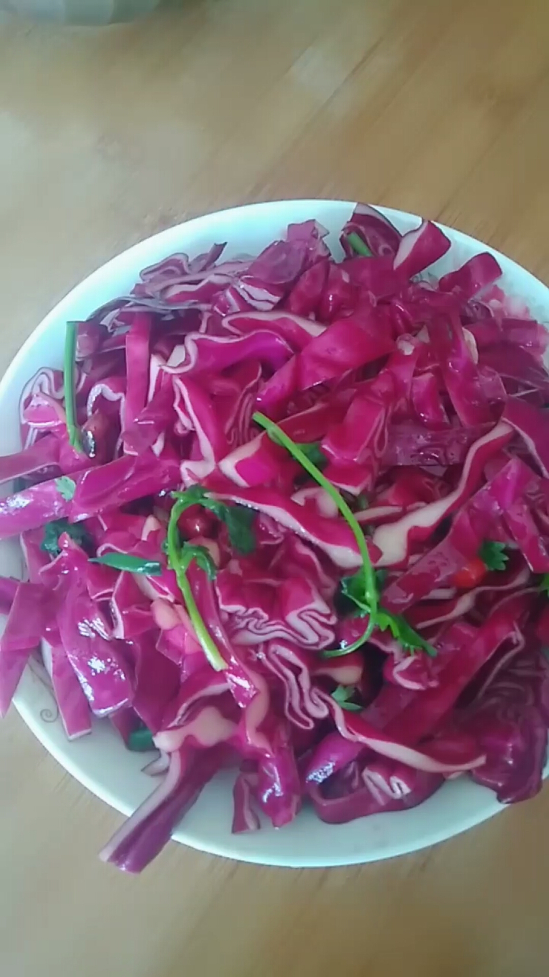 凉拌紫橄榄菜,味道不错哦