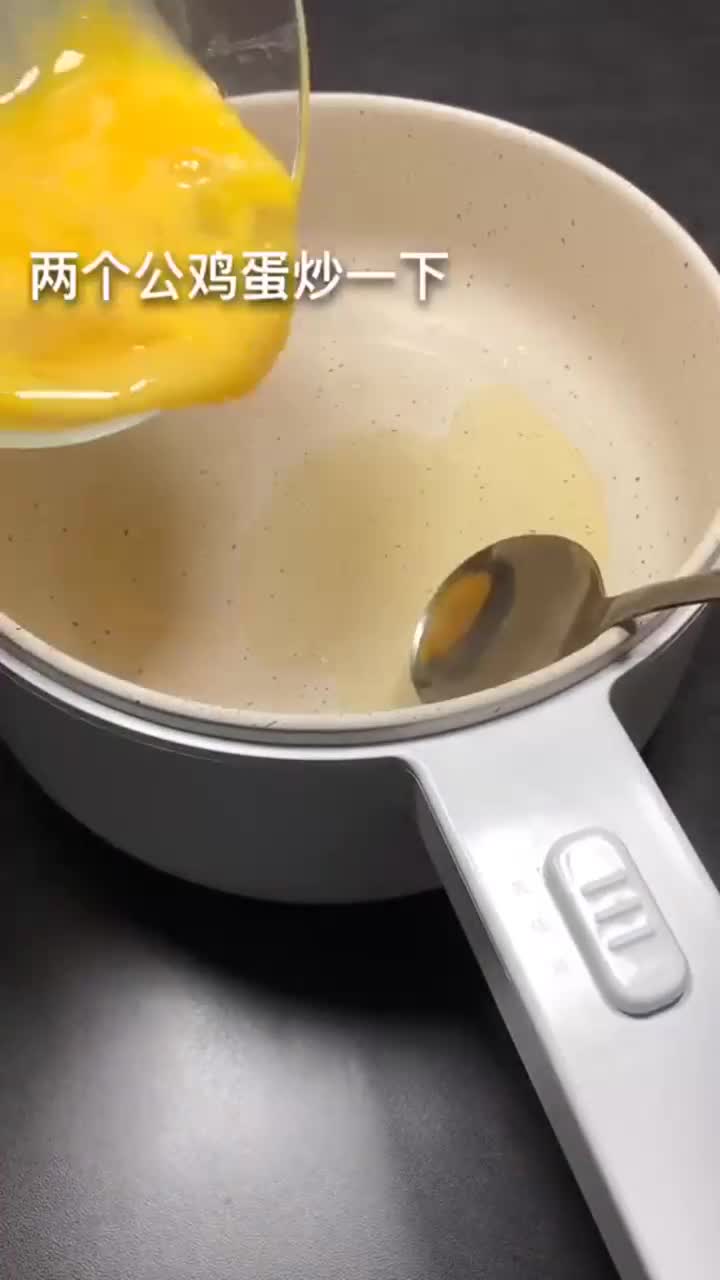 方便面最好吃、简单的吃法,来我教你呀!#泡面#我是美食创作者