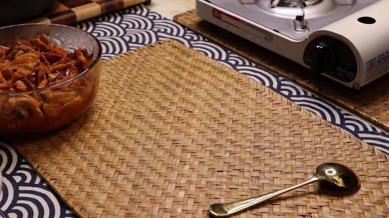 红烧肉蛋糕 火了,作为干饭王 给你们做一个五花肉版的生日蛋糕!美食趣胃计划