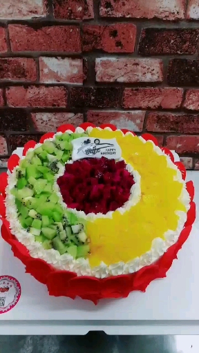 玫瑰花瓣蛋糕