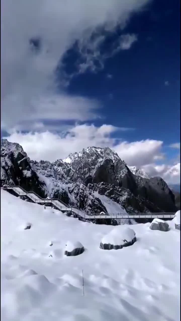 不能简单的用一个美字来形容