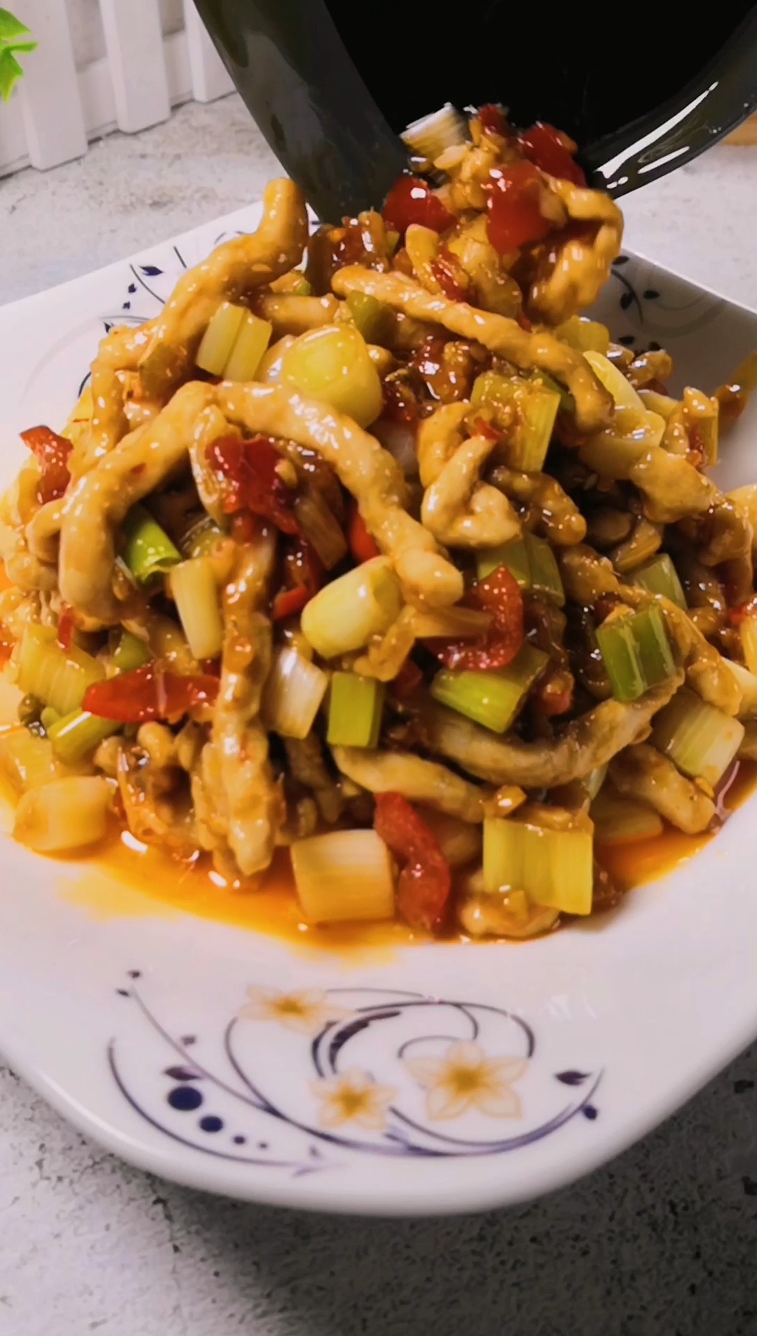 #美食#重庆版鱼香肉丝和你们那里的有什么不一样
