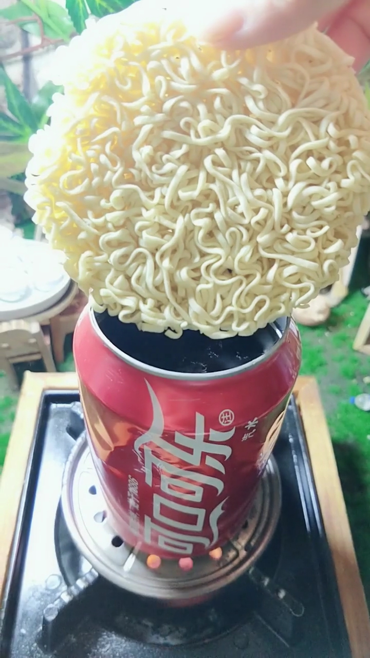 还记得六丁目方便面吗