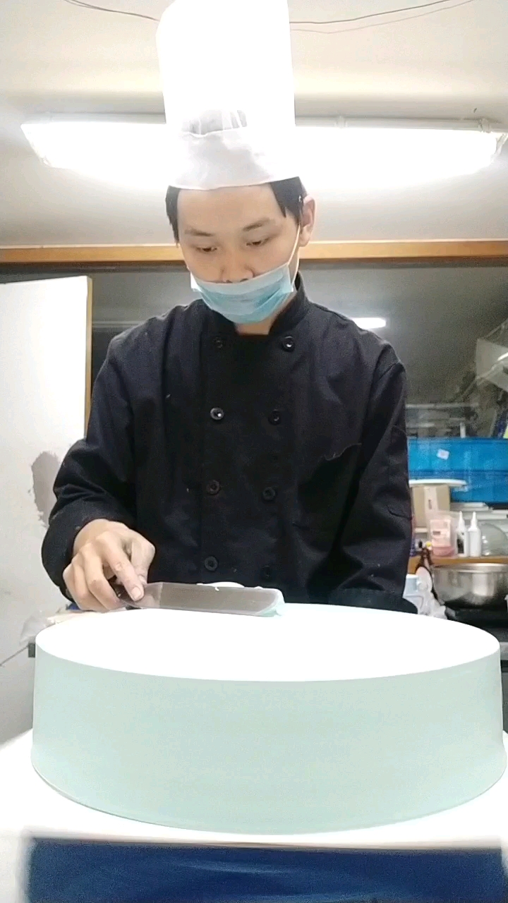 谁要看的王俊凯蛋糕,今天王俊凯20岁生日,大家一起祝王俊凯20岁生日快乐越来越好