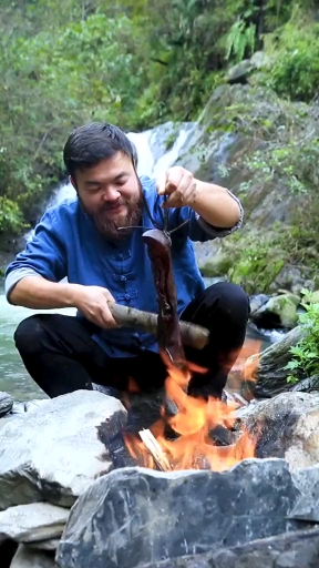 #四川眉山腊肉#皮豇豆炒腊肉,差点连盘子都啃老了~