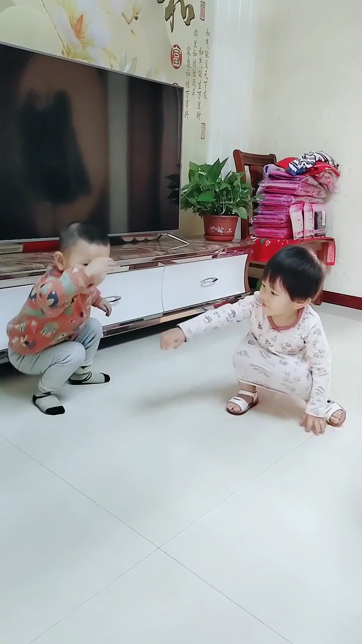 不一样的小黄鸭舞蹈