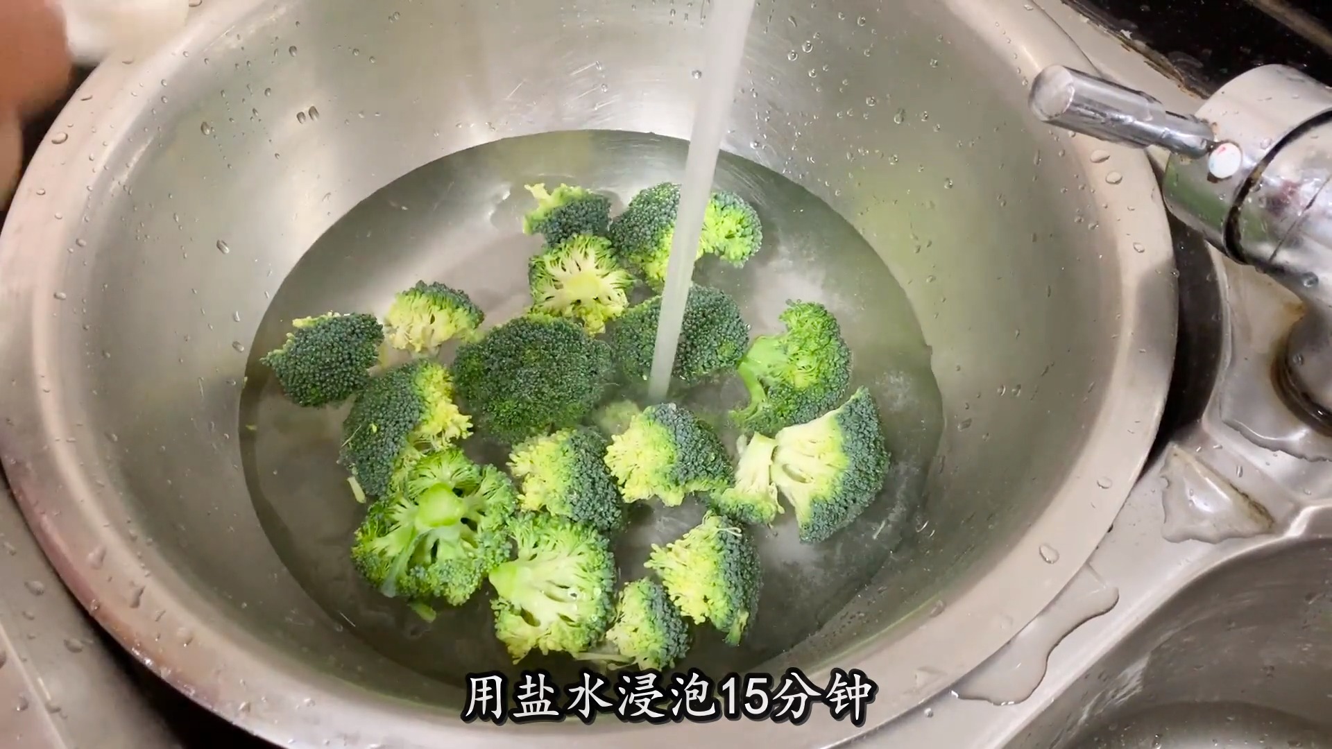 #自制家庭美食#最适合孩子的营养早餐,高钙高蛋白,几分钟搞定,我家孩子超爱吃