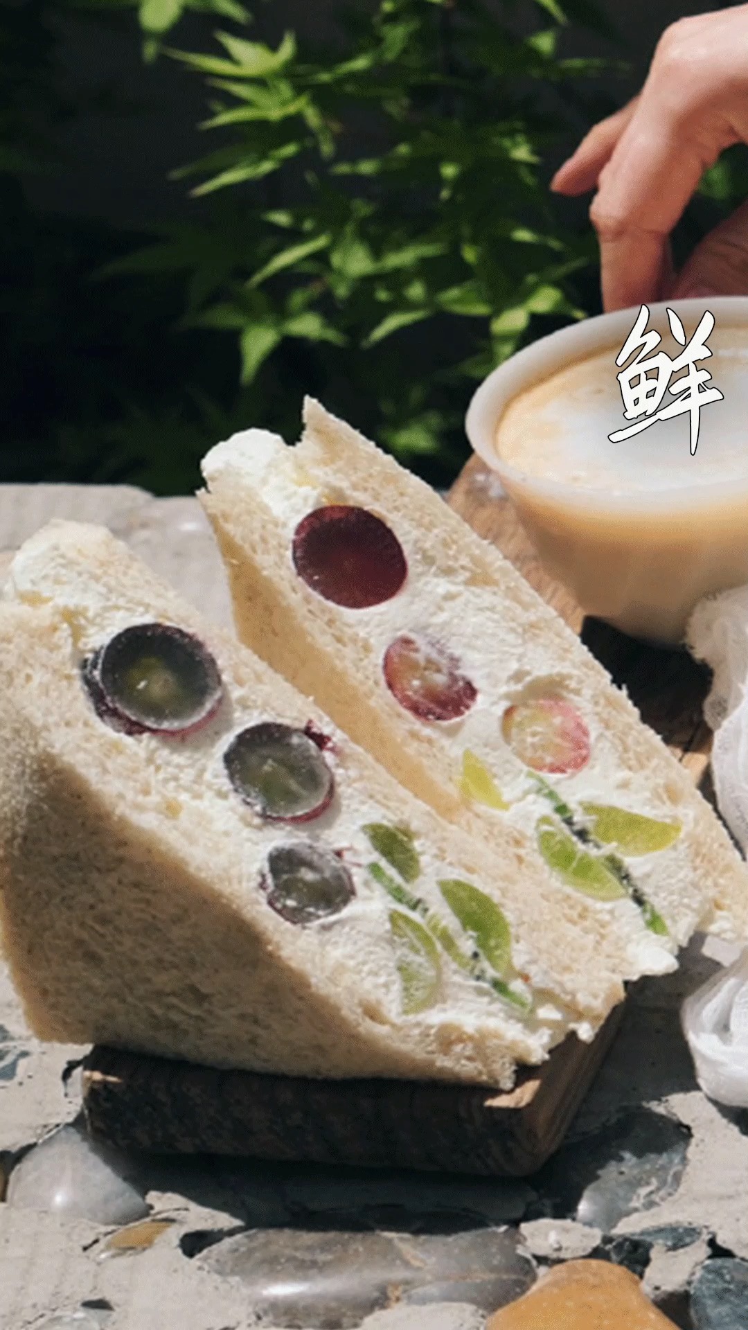 #美食记#切开是朵花的芋泥吐司,有芋泥买有乳酪夹心哦