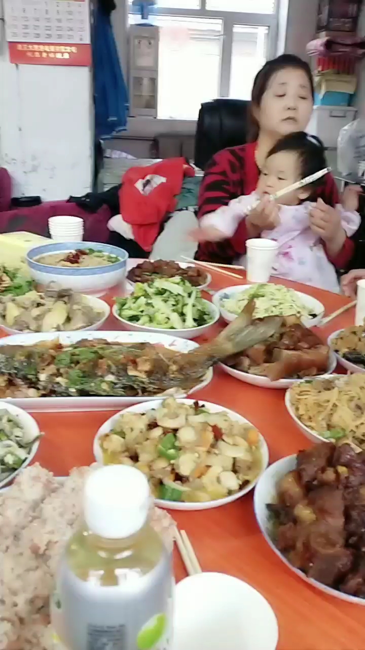 丰盛晚餐