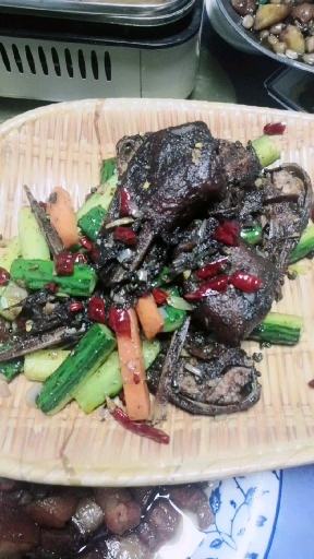 干煸鸭头