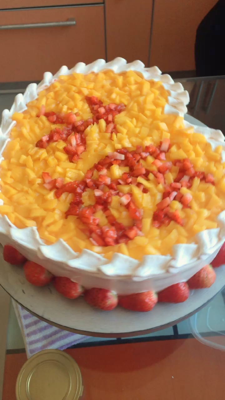 结婚5周年了,做个蛋糕犒劳自己