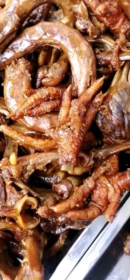 虎皮鸡爪,麻辣久久鸭出锅